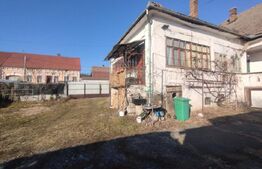 Casa renovabila, 120 mp utili , teren 300 mp intravilan, Livezile
