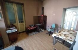 Casa renovabila, 120 mp utili , teren 300 mp intravilan, Livezile