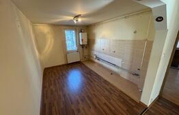 Apartament 4 camere, etaj 2, zona Sensul Vechi 