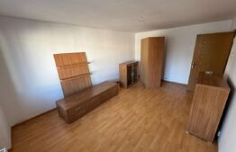 Apartament 4 camere, etaj 2, zona Sensul Vechi 