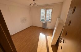 Apartament 4 camere, etaj 2, zona Sensul Vechi 
