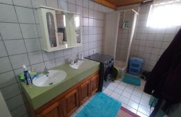 Casa 4 camere,200mp,teren 3000 mp,zona Livezile