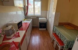 Apartament 3 camere, 64 mp, etaj 3, zona Intrarea Pinului PRET NEGOCIABIL