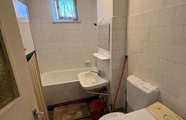 Apartament 3 camere, 64 mp, etaj 3, zona Intrarea Pinului PRET NEGOCIABIL