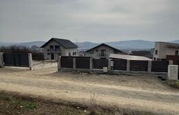 Teren Intravilan de vanzare, 2000 mp, zona Izvorul Sarat 