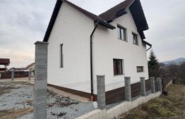 Casa finisata, 4 camere, 125 mp, 522 mp teren, zona Centura 