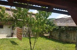 Casa individuala, 3 camere, 95 mp, 4200 mp teren, zona Samnihaiu de Campie