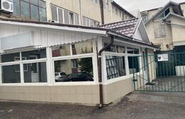 Spațiu comercial de vânzare, 2 incaperi, 70 mp, Bistrita