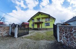 Casa Individuala, cu 5 camere, 250 mp, la  30 km de Bistrita