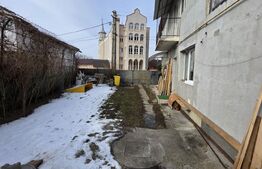 Casa de vanzare, cu 4 camere, 120 mp, teren de 1500 mp, zona centrala 