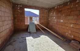 Casa de vanzare, 3 camere, 109 mp, 4 arii teren, Bistrita