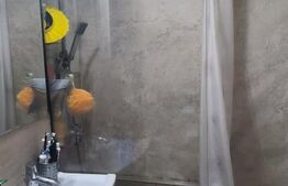 Apartament cu 3 camere, 70 mp, zona Andrei Muresanu