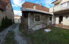 Casa saseasca de vanzare, Livezile