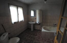 Casa saseasca de vanzare, Livezile