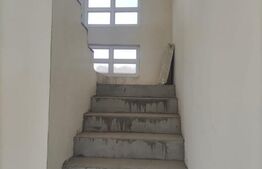 Casa individuala, 4 camerra, 400 mp, la 30 km de Bistrita 