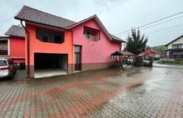 Casa semifinisata, 2 camere, 130 mp, cu spatiu comercial, zona Cepari