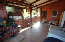 EXCLUSIVITATE! Casa cu 4 camere, 130 mp, 20 ari teren, zona Dealu-Jelnei