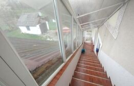 EXCLUSIVITATE! Casa 6 camere, 200 mp+10 ari teren, zona Galati Bistritei