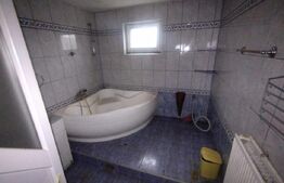 EXCLUSIVITATE! Casa 6 camere, 200 mp+10 ari teren, zona Galati Bistritei