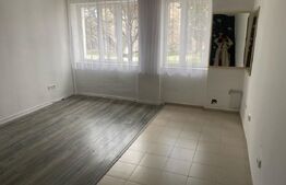 Spatiu comercial de Inchiriat, 3 incaperi, 80 mp, etaj 1, zona centrala