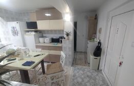 Apartament 2 camere,48mp,decomandat,etaj 3,zona centrala Nasaud