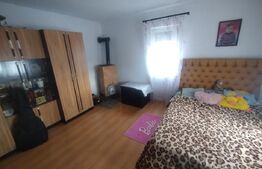 Casa 70 mp utili,700mp de teren,zona comunei Uriu