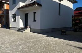 Casa de vanzare, cu 5 camere, 160 mp, Bistrita 