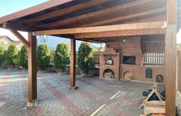 Casa de vanzare, cu 5 camere, 220 mp, zona Unirea