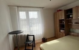 Apartament spațios cu 4 camere, 90 mp utili + balcon, zona Împăratul Traian