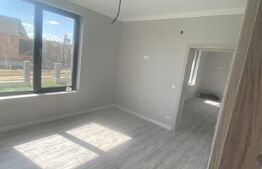 Casă de vânzare cu 3 camere, 105 mp, zona linistita, Bistrita