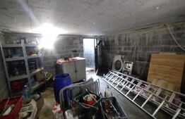 Casa semifinisata, 1700 mp teren intravilan, zona Valea Jelnei