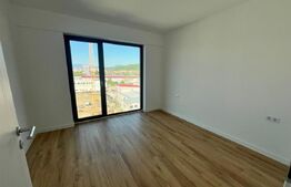 Apartament de vanzare, cu 3 camere, 67 mp, zona Independentei