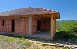 Casă la roșu 4 camere, 105 mp, 5 ari teren, zona Sigmir