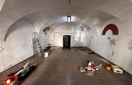 Spatiu comercial de inchiriat, 90 mp, zona Centrala