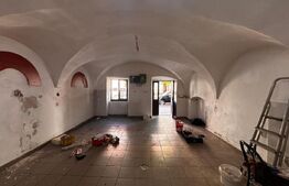 Spatiu comercial de inchiriat, 90 mp, zona Centrala