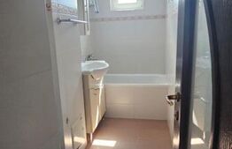 Apartament de vanzare, cu 2 camere, 49 mp, zona centrala 