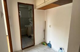 Apartament de vanzare, cu 2 camere, 49 mp + 8 mp balcon, zona Calea Moldovei