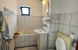 Apartament de vanzare, cu 2 camere, 49 mp + 8 mp balcon, zona Calea Moldovei