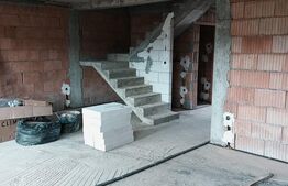 Duplex cu 4 camere, 135 mp, zona Logos, Bistrita