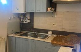 Casa de vanzare, cu 4 camere, 127 mp, 207 mp teren, zona centrala