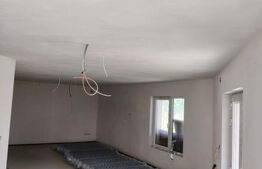 Casa individuala cu 5 camere, 200 mp, cu 24 ari teren, zona Orheiu, Bistritei