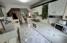 Apartament cu 2 camere, decomandat, etaj 2, loc de parcare, zona Grigore Balan 