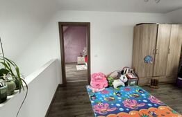 Apartament de vanzare, cu 4 camere, 119 mp, Bistrita