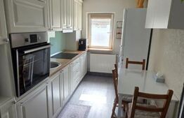 Apartament cu 3 camere, 78 mp, zona Stefan cel Mare