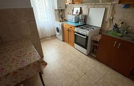 Apartament de vanzare, cu 4 camere, 78 mp, zona Sud