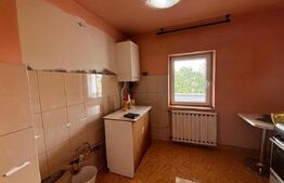 Apartament cu 2 camere, decomandat, 55 mp, zona Cr Vivu