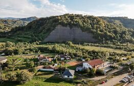 EXCLUSIVITATE! Pensiune 10 camere si Aqua parc, Prundu Bargaului