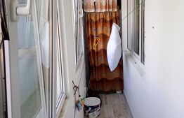 Apartament de vanzare, cu 3 camere, 64 mp, zona Decebal