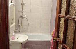 Apartament de vanzare, cu 3 camere, 64 mp, zona Decebal