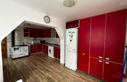 Casa de vanzare, cu 7 camere, 150 mp, zona Stramba